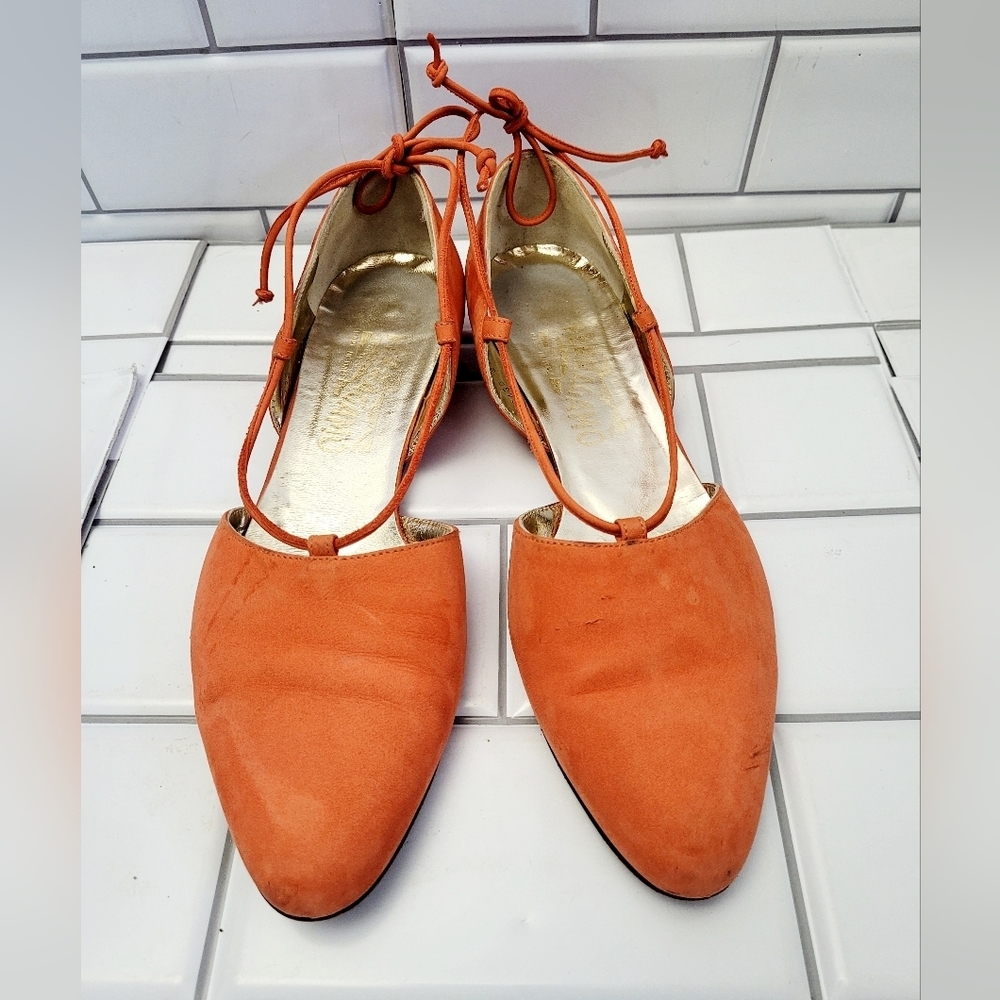 FERRAGAMO Made in Italy Vintage Ladies Coral Suede With Ankle Tie Strap Detail
